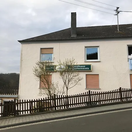 Pensión Sabine's Gaestehaus Übereisenbach