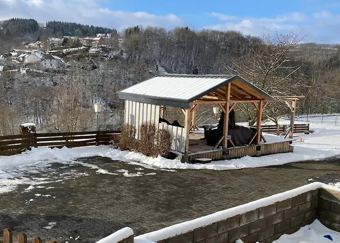 Sabine's Gaestehaus בית הארחה Übereisenbach
