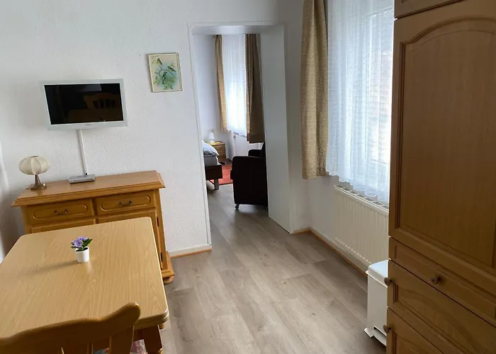 Sabine's Gaestehaus בית הארחה Übereisenbach